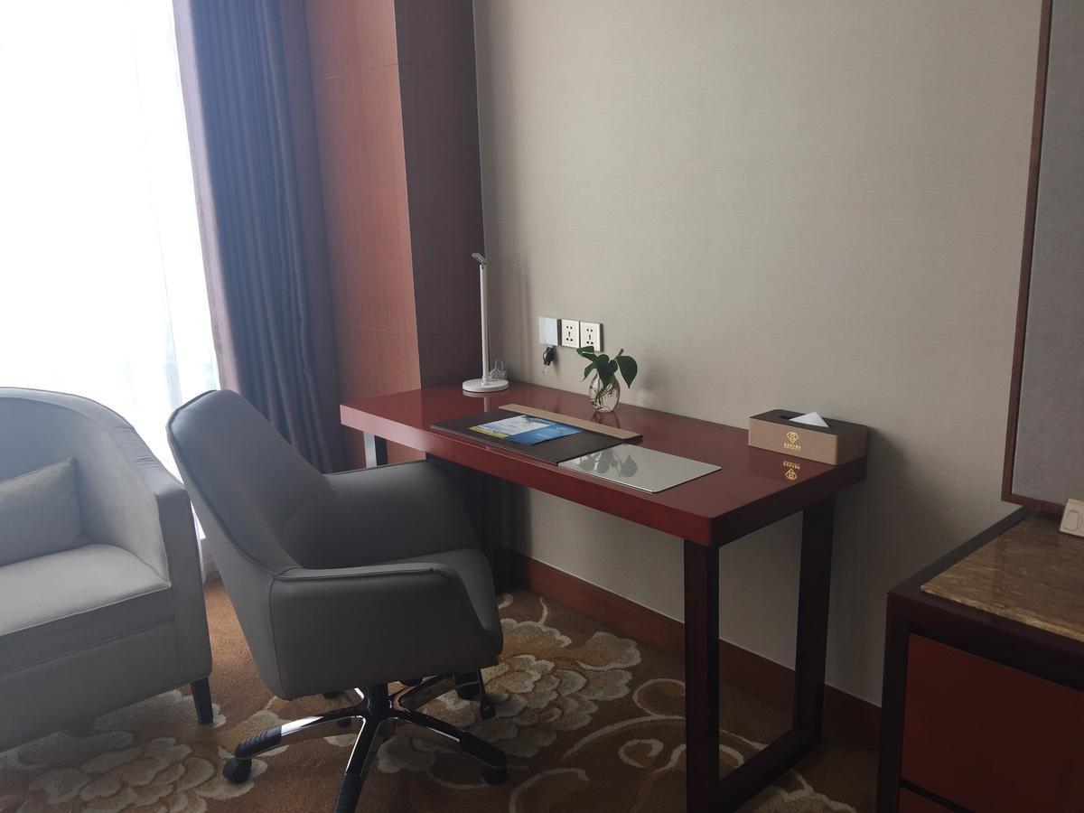 Xining Sapphire Hotel Екстер'єр фото