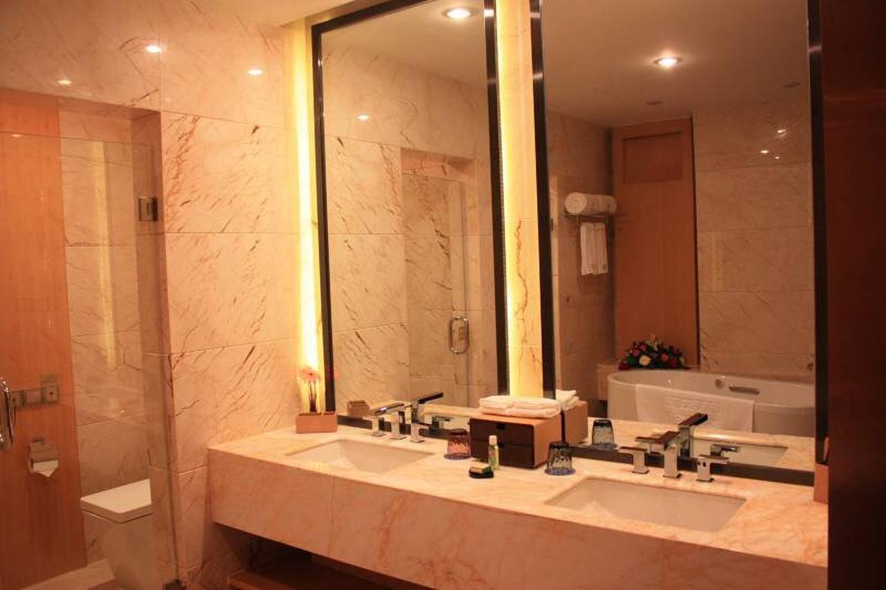 Xining Sapphire Hotel Екстер'єр фото